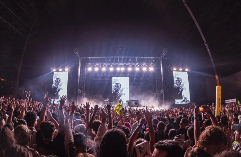 iiiPoints campaign asset 1