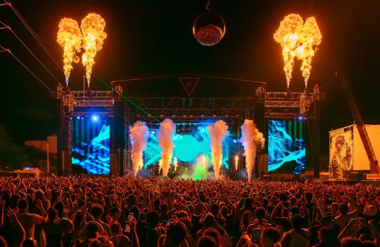 iiiPoints campaign asset 5